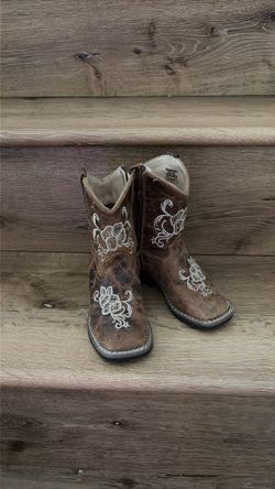 Girls size 8 boot barn boots