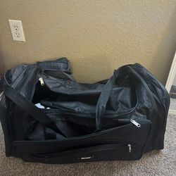 duffle bag 