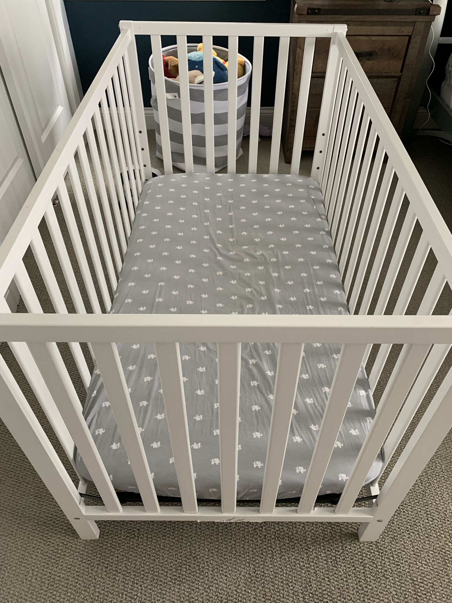 Baby crib with all accessories