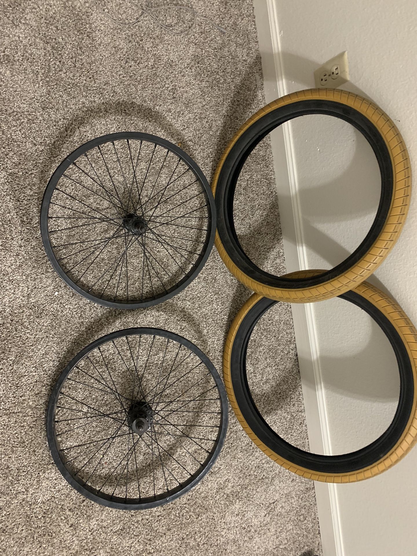 BMX 20’ Tires & Rims No Inner Tubes