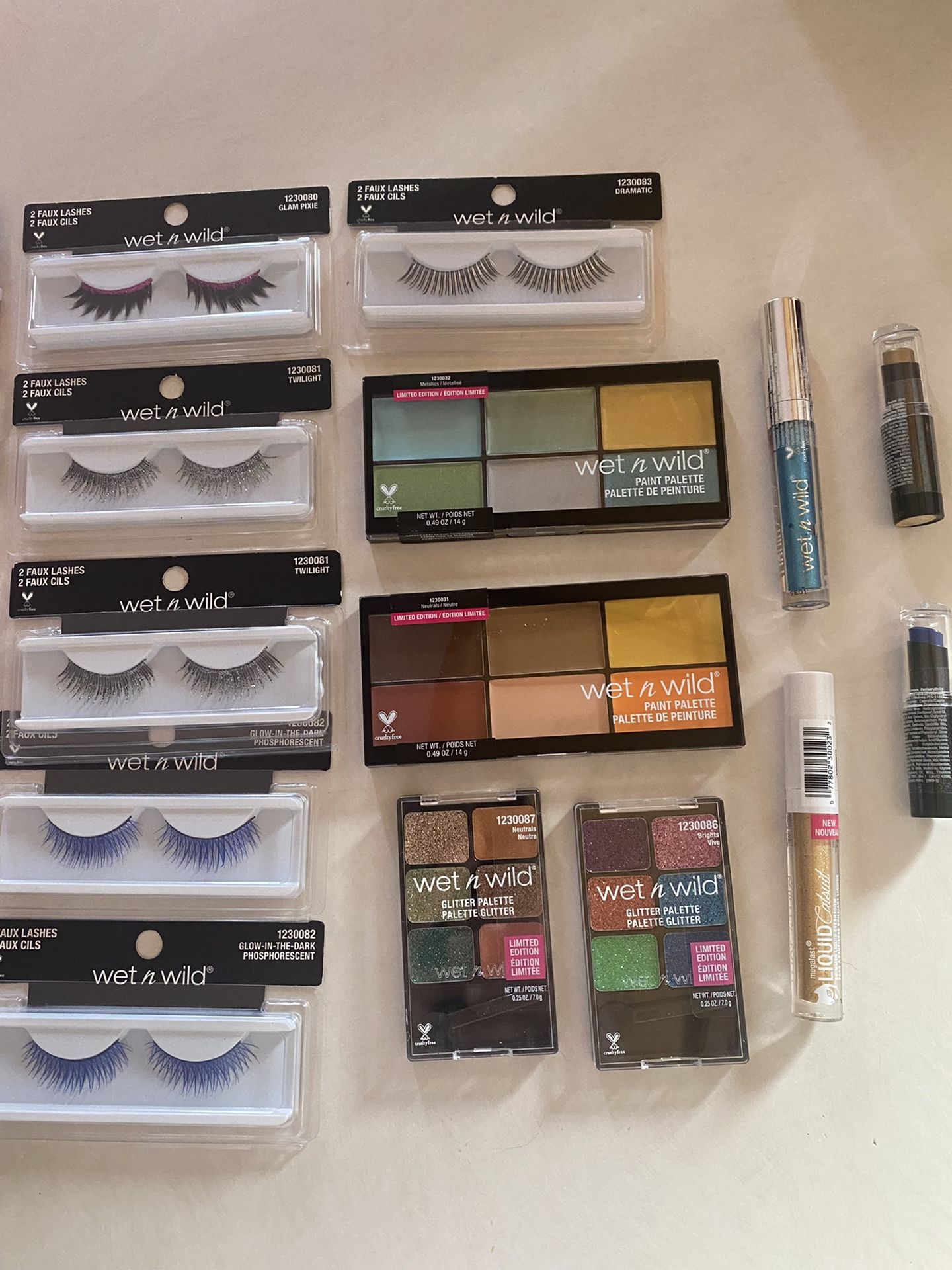 Halloween Eye Lashes And Make Up