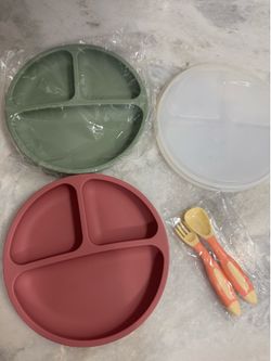 Silicone plates and utensils