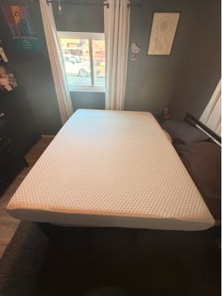 QUEEN POLYURETHANE FOAM MATTRESS