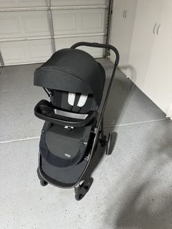 Britax Willow Brook Baby Car Seat & Stroller
