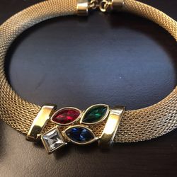 Beautiful Matching Choker And Earings