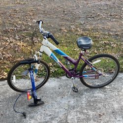 Schwinn Bike And Air Pump