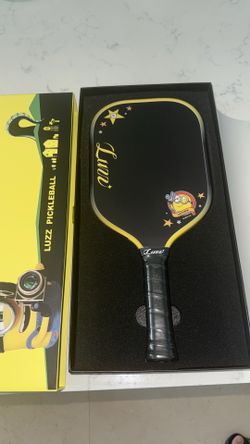 Luzz Cannon 2 minions pickleball paddle