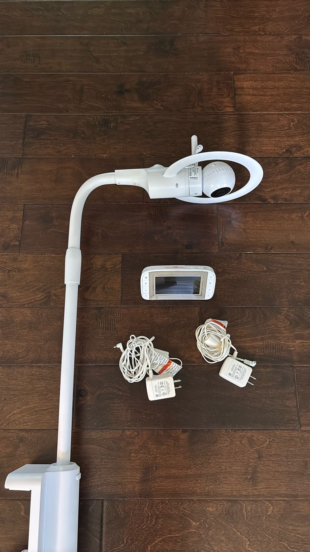 Motorola Halo Over the Crib WiFi Baby Monitor