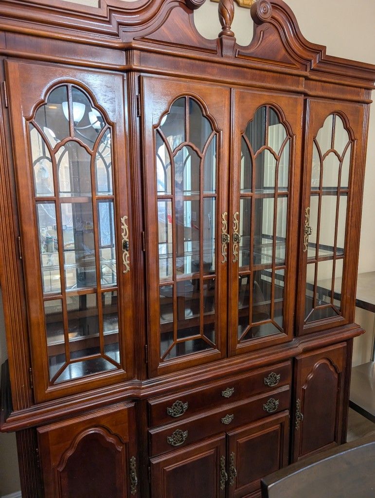 China Cabinet 