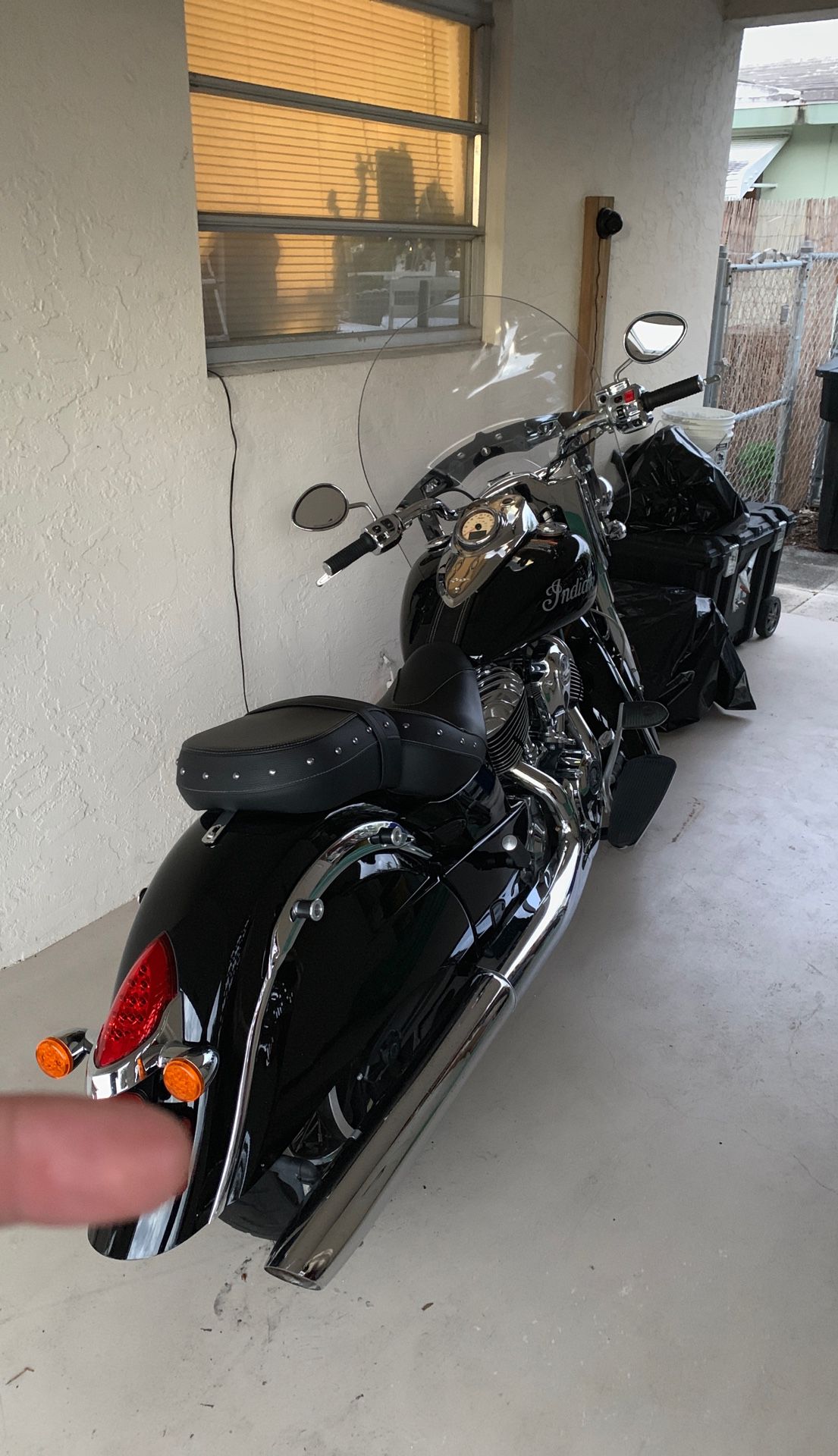 2014 Indian chief - thunder black - 1627 miles