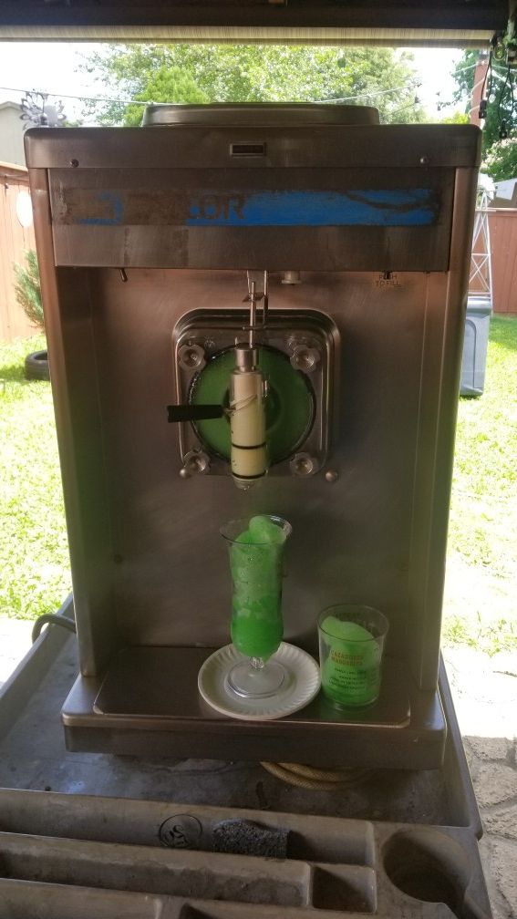 Taylor 340 Margarita Frozen Drink Daiquiri Machine for Sale in