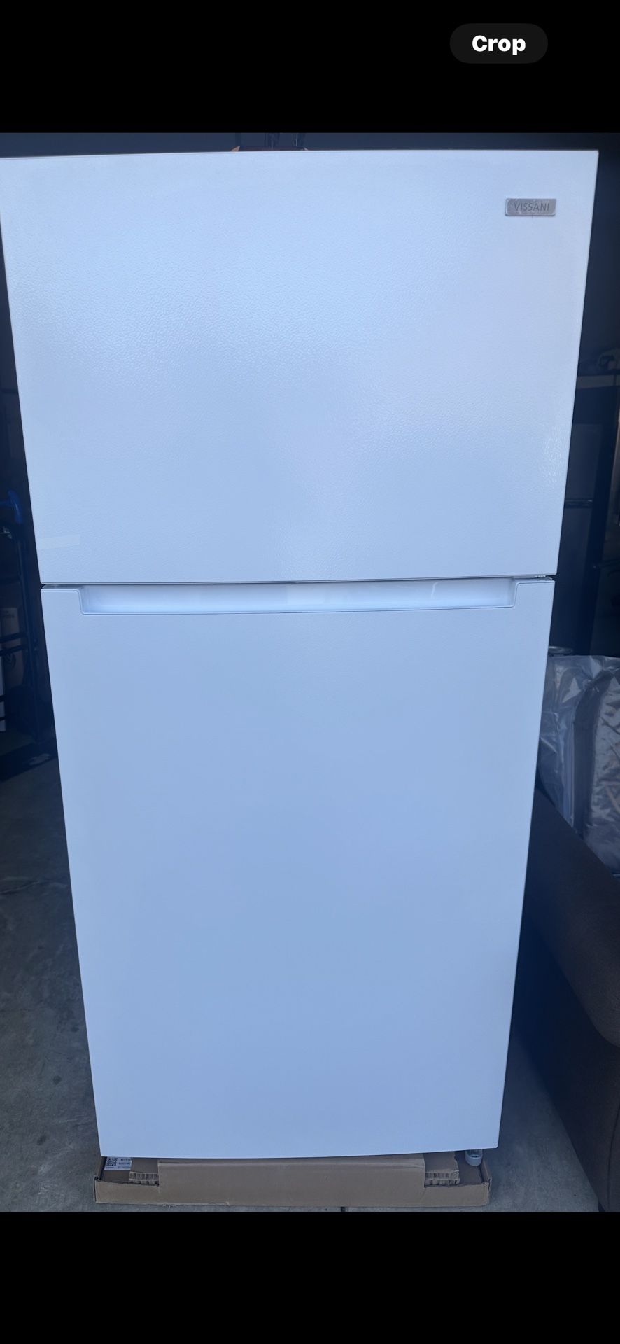 New 18 cu ft Vissani Top Freezer Refrigerator