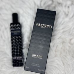 Valentino Born in Roma Rockstud Noir 