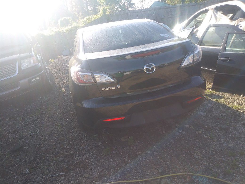 Parting out Mazda 3