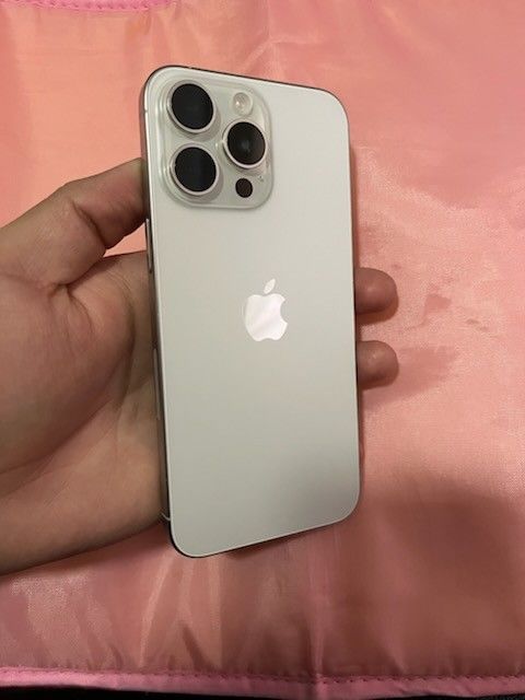 iPhone 15 Pro Max 256GB White Titanium Unlocked
