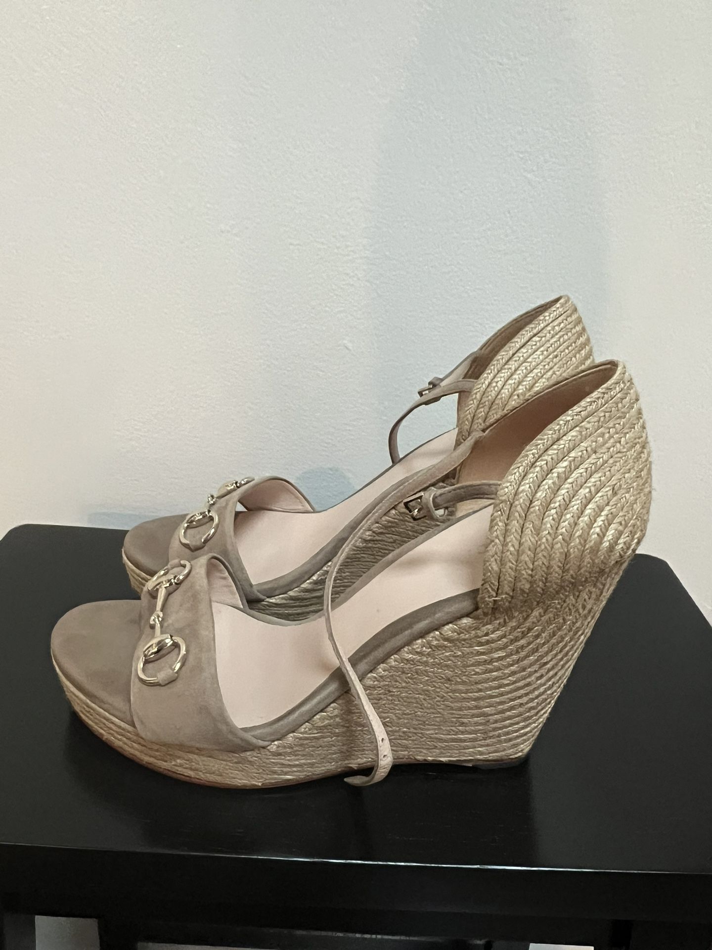 Gucci wedge Size 41