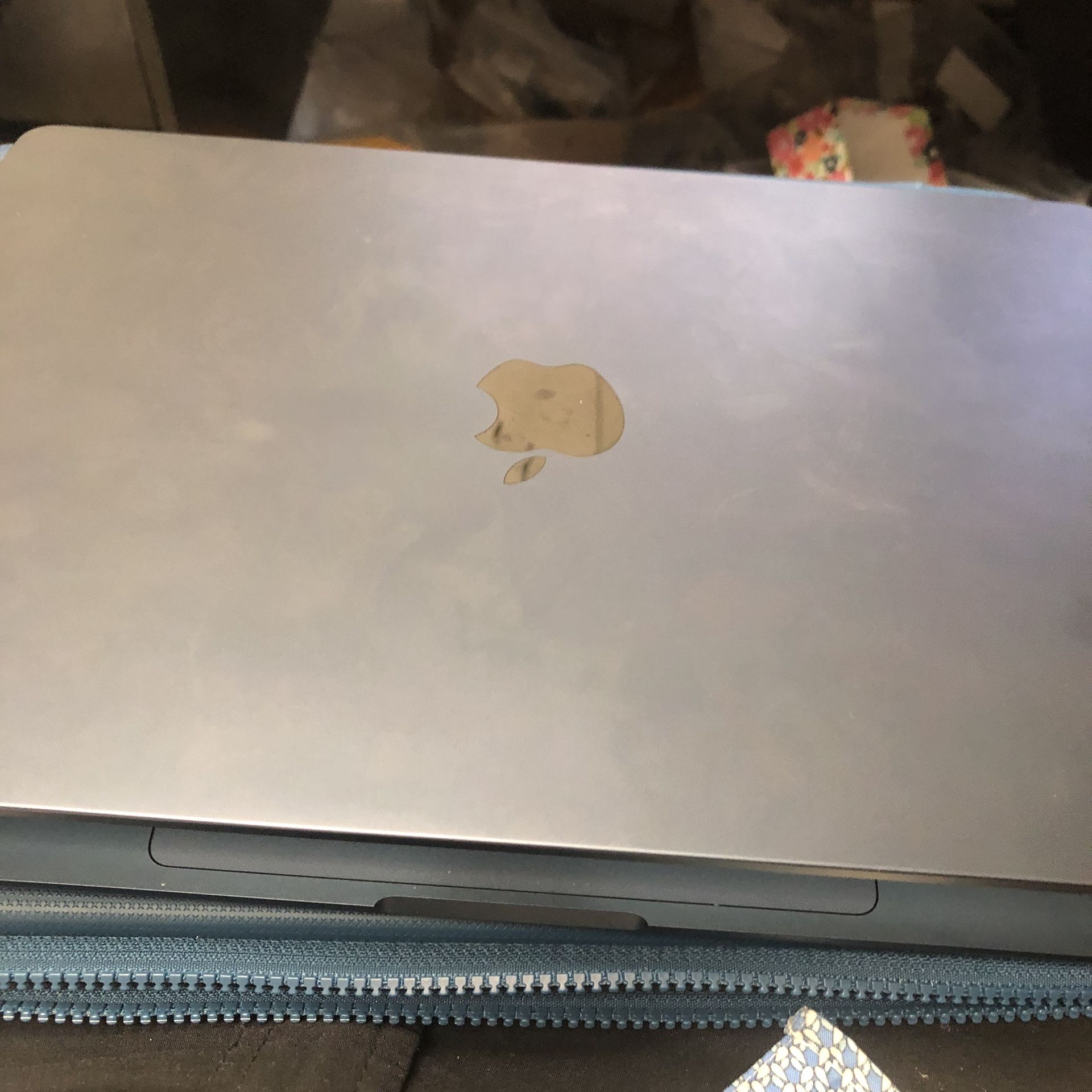Apple MACKBOOK Air 2023