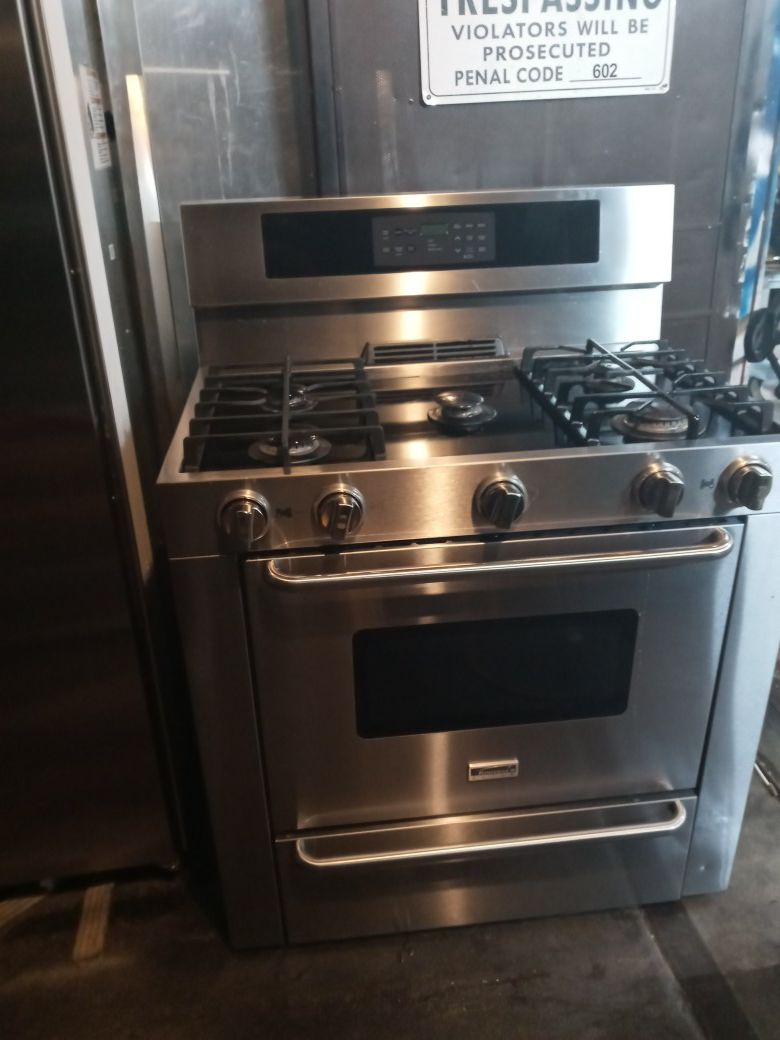 Kenmore gas stove $ 800.00