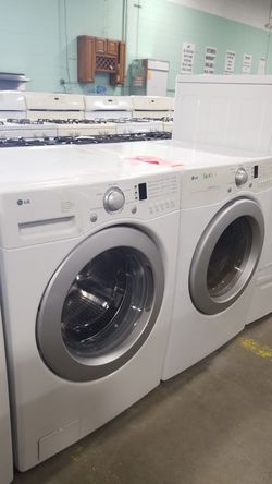 Lg washer and gas dryer set