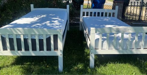 Two nice twins beds with good mattress $125 each or $250 both