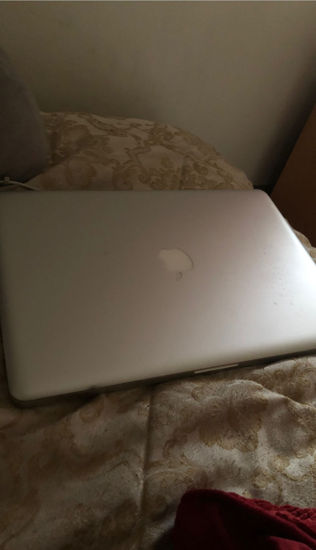 Macbook pro 15” 2008 w/ssd and a mixer