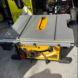 Dewalt 8-1/4 Table Saw 