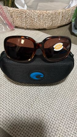 Woman’s Sunglasses