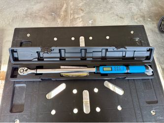Brand New 1/2” Digital Torque Wrench