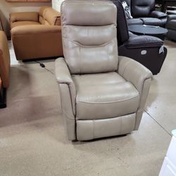Power swivel Recliner cordless!
