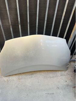 2010–2015 Toyota Prius hood silver
