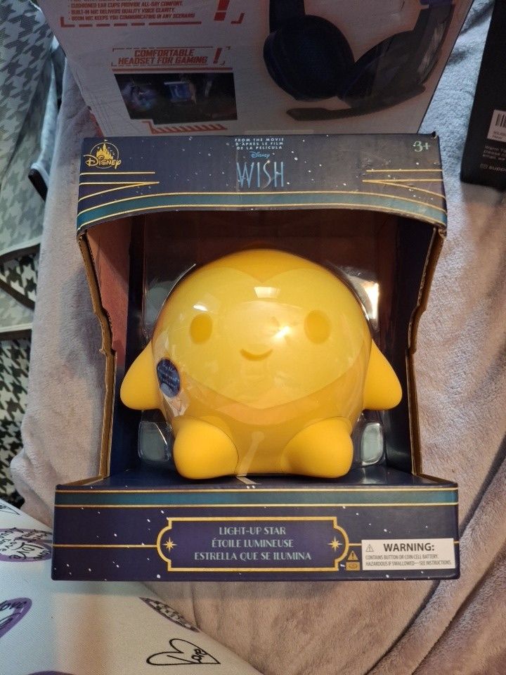 WISH Light Up Star & Accessory Set