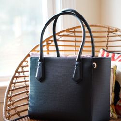 Dagne Dover Signature Tote Women’s Handbag (NEW)