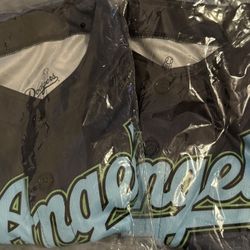 XL Guatemala Heritage Month Dodgers Stadium Jersey 