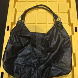 Black Faux Leather Shoulder Bag – Used
