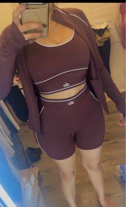 Perfect gift 🎁/ Dresses/ Gym Sets and purses