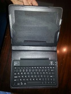 Kensington iPad case w/ keyboard