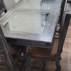 antique style table