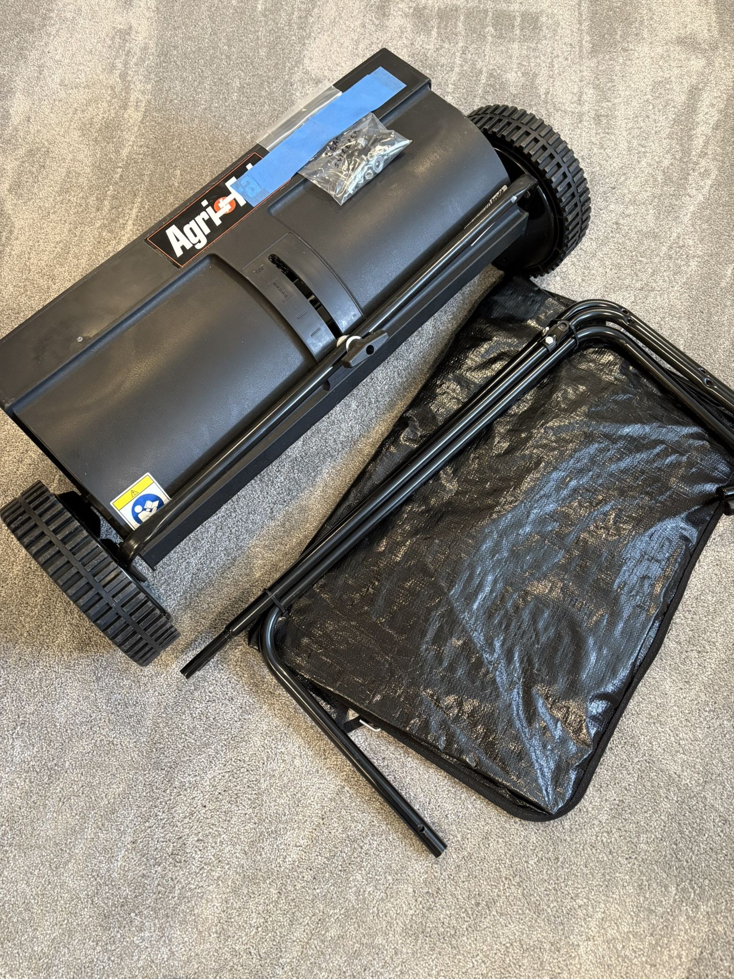 Leaf Picker with Bag - New