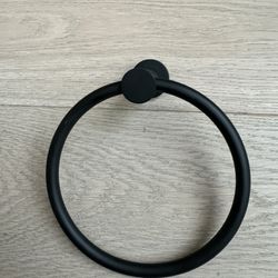 ZLINE Emerald Bay Towel Ring