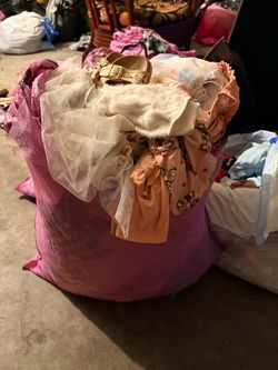 Toddler girl clothes bundle