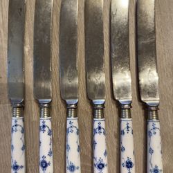 Rare Royal Copenhagen Blue Fluted Plain Porcelain Knives – Early 1900s (Set of 6)