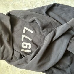 1977 Essentials Hoodie Brown