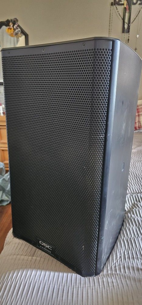 Vendo 1 Bocina Qsc K12.2