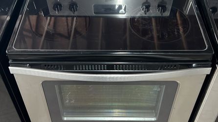 Whirlpool Range Oven Electric Stove With Digital Display
