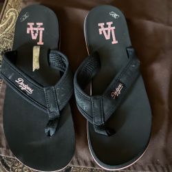 Sandals size 7