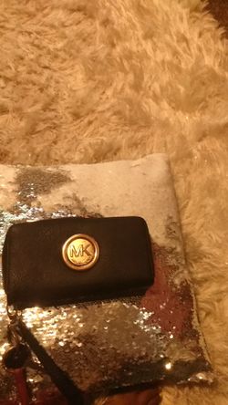 Michael Kors wallet