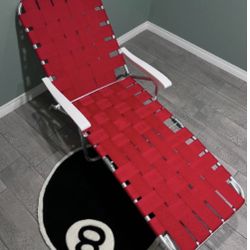SUPREME LOUNGE CHAIRS