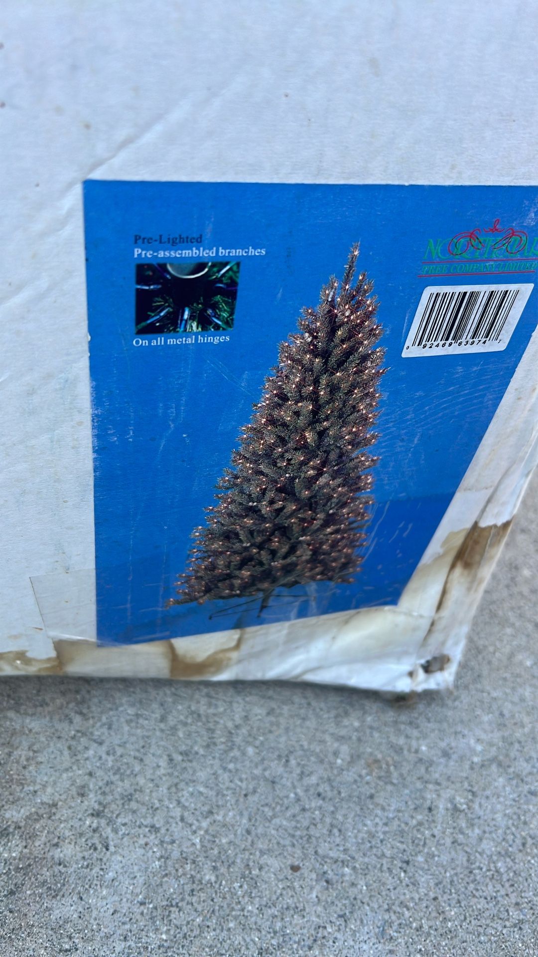 Pre light Christmas Tree