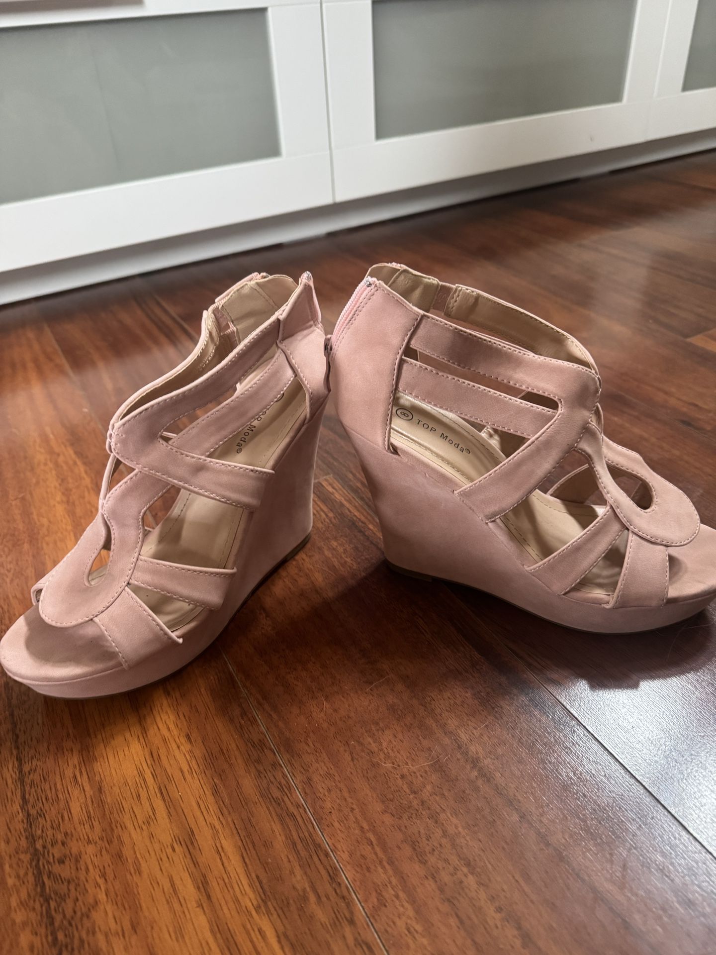 Pink Wedges