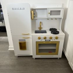 Mayfair Kids Play Kitchen